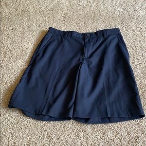 Izod golf shorts